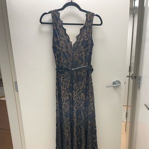 Long Black Lacy party dress